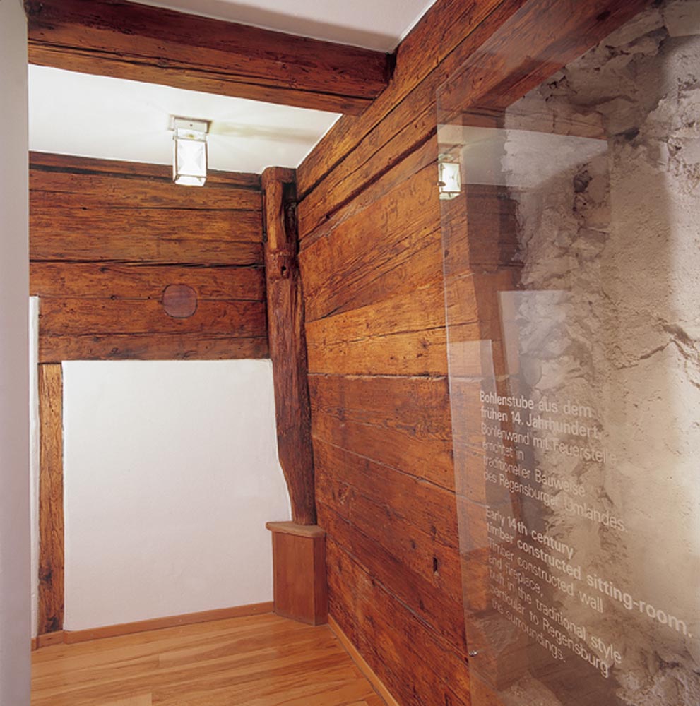 Hotel Münchner Hof Regensburg mittelalterliche Bohlenstube