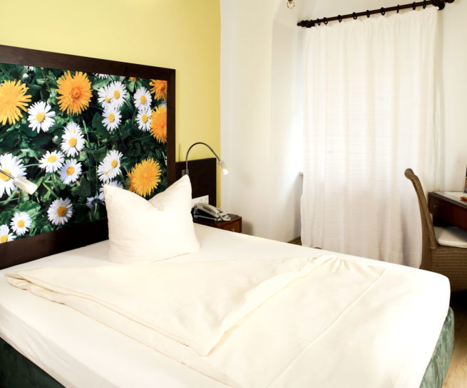 Hotel Hünchner Hof Regensburg Queen Zimmer